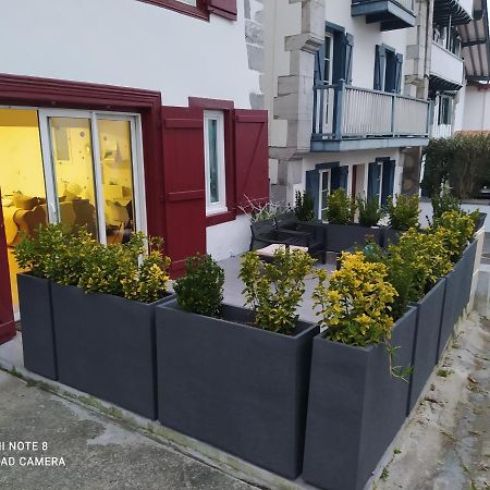 Appartement Rez De Chaussee 2 Chambres Avec Terrasse Cambo-les-Bains Buitenkant foto